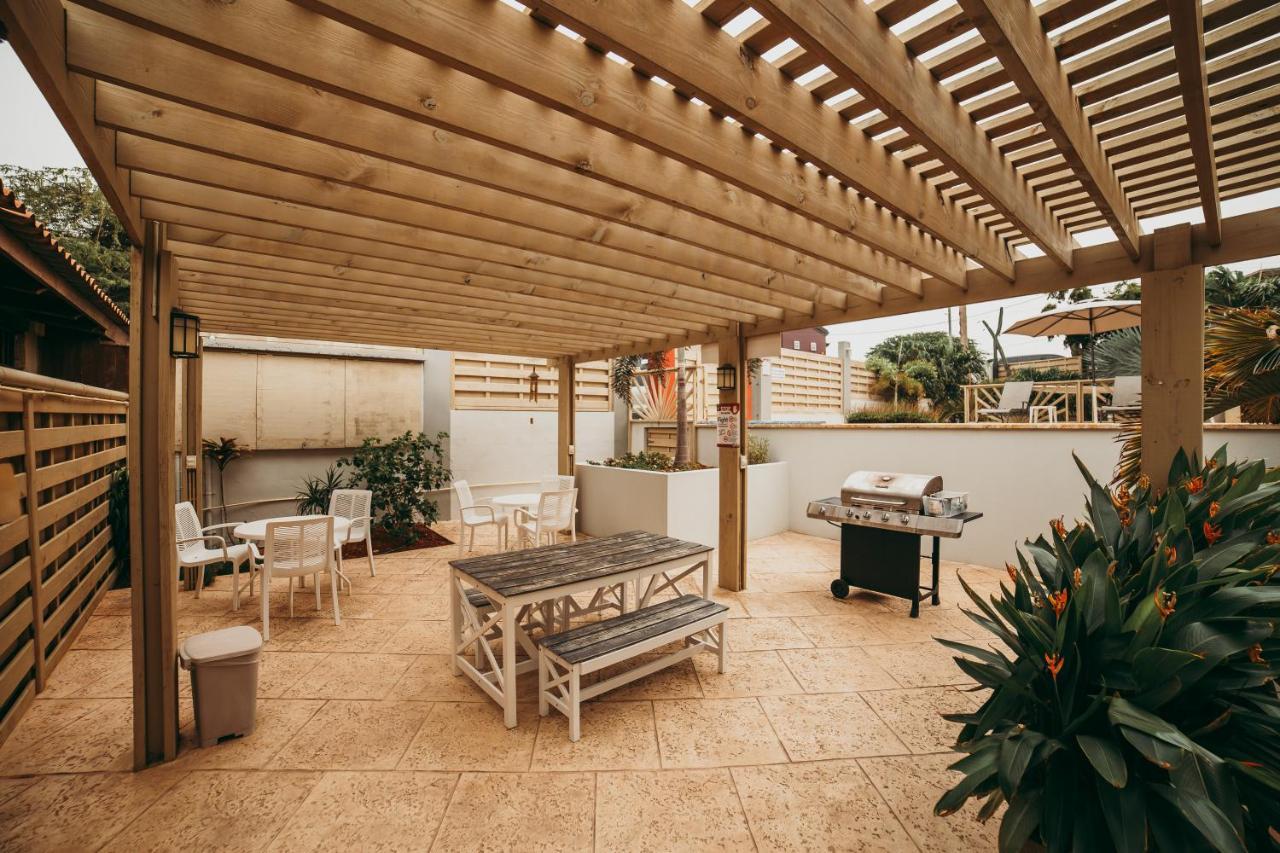 Ser'I Bucurui Accommodations Palm Beach Exterior foto